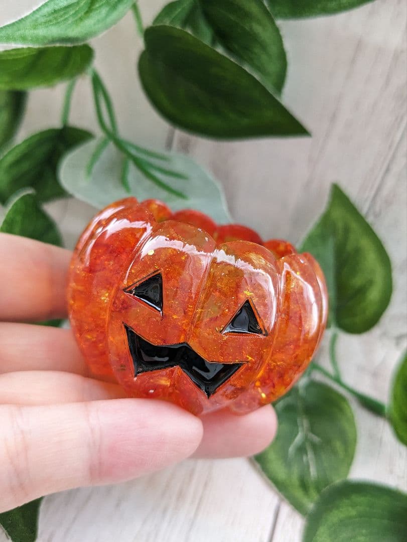 【Mary】ミニサイズ！オッドアイの蝶ネクタイねこちゃん形オルゴ☆他１点