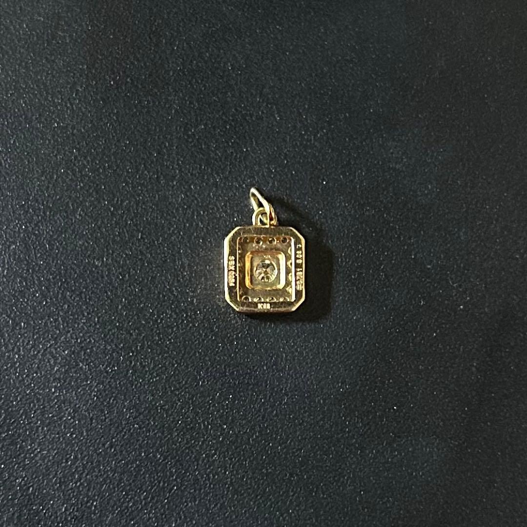 K18イエローゴールド　ダイヤモンドトップ（0.07カラット）　0.9グラム