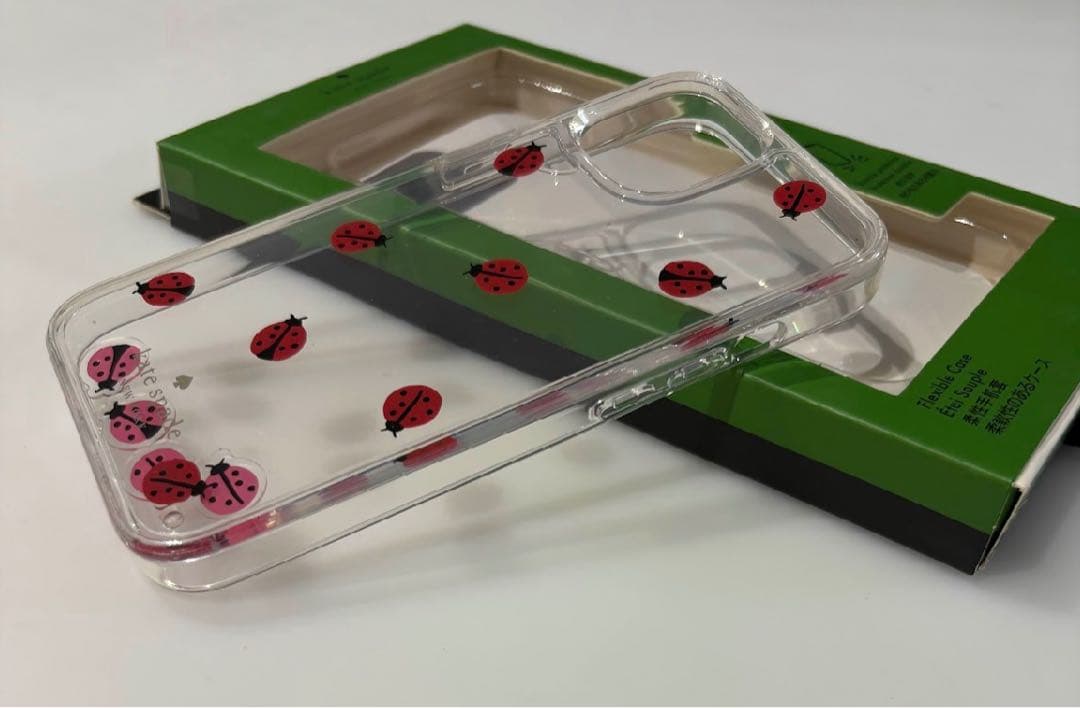 値引き歓迎☘️ケイトスペード iPhone14Pro対応ケース クリア KA555