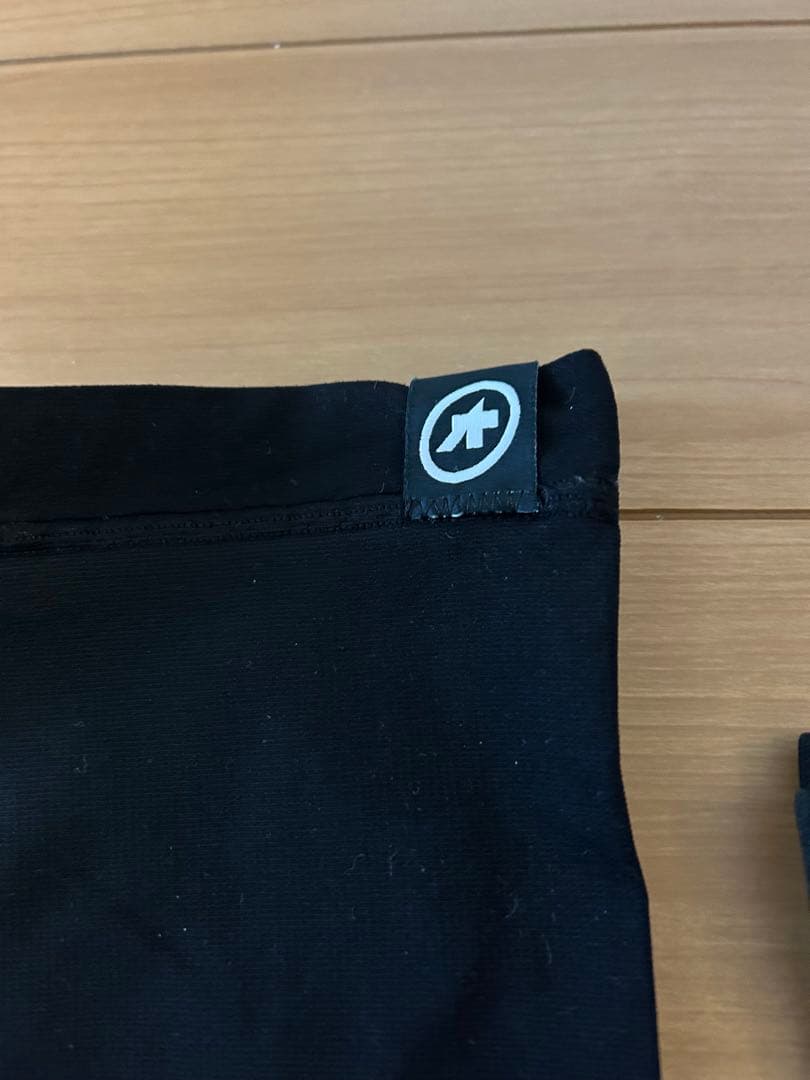 アソス　サイクリング用アームウォーマー 、ニーウォーマー4点セット