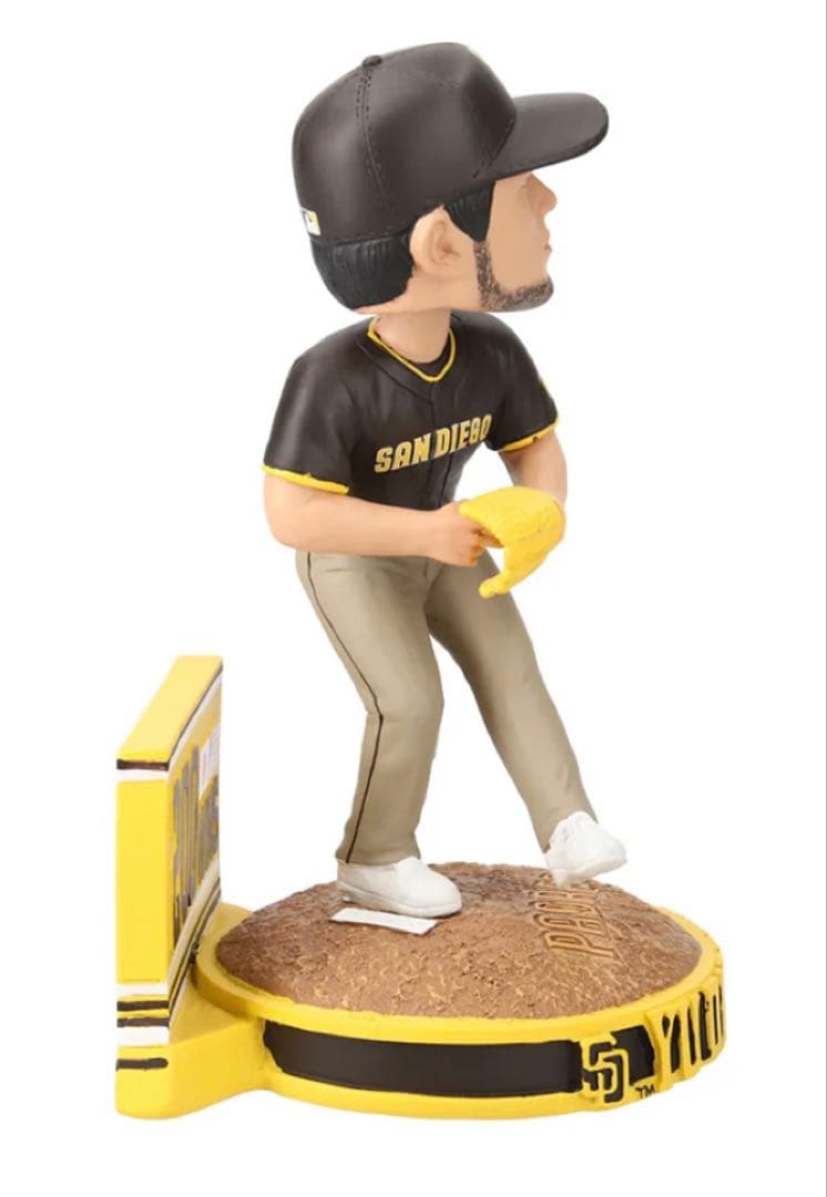 ダルビッシュ有 ボブルヘッド 日米通算200勝記念 日本限定モデル1000個