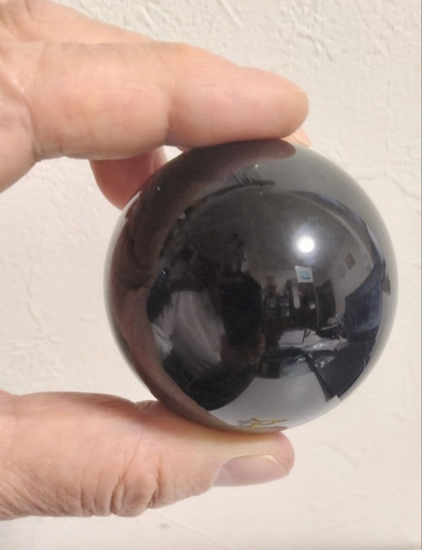 モリオン(黒水晶)丸玉52mm239g台座付き