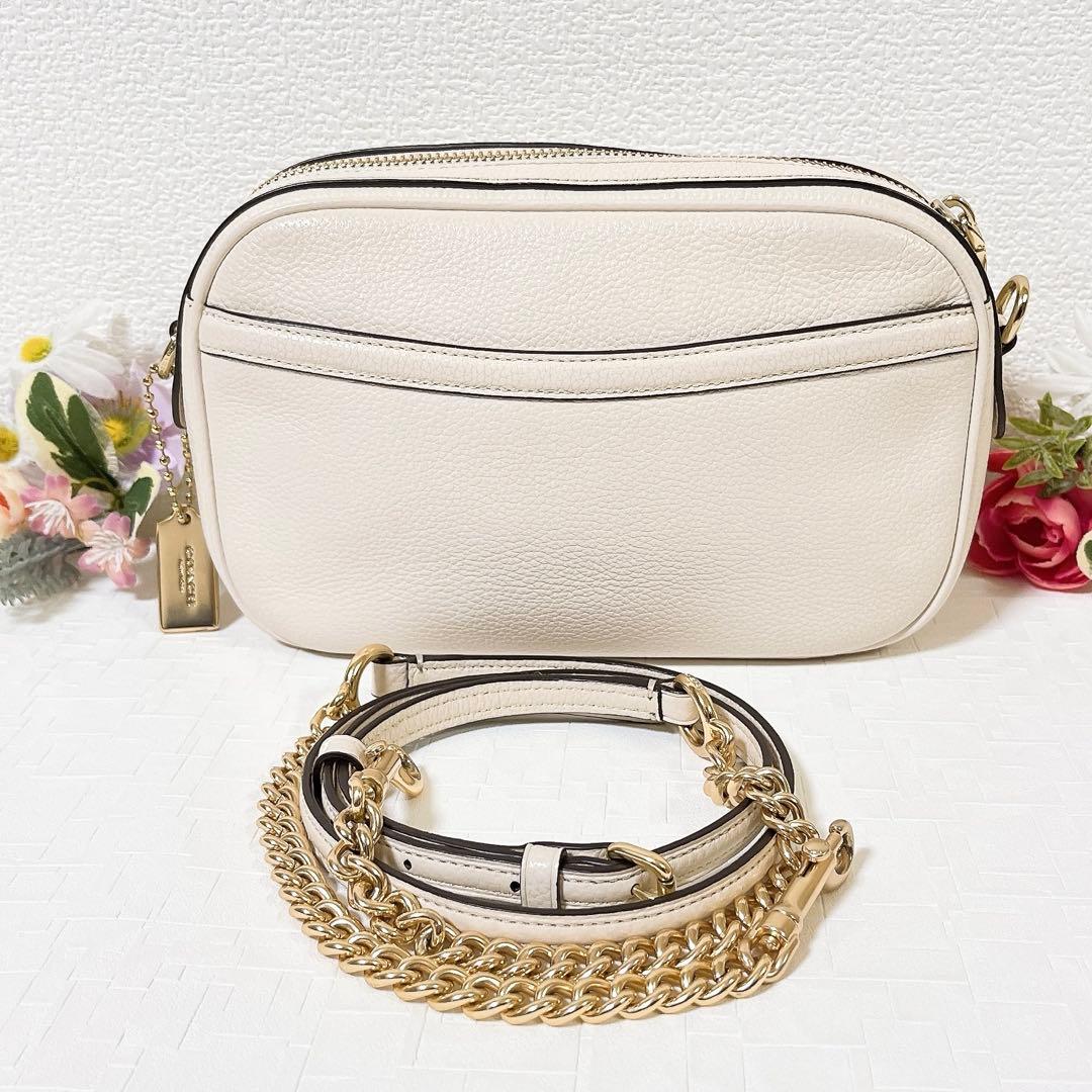 【美品】COACH ショルダーバッグ 斜め掛け カメラバッグ チェーン チャーム