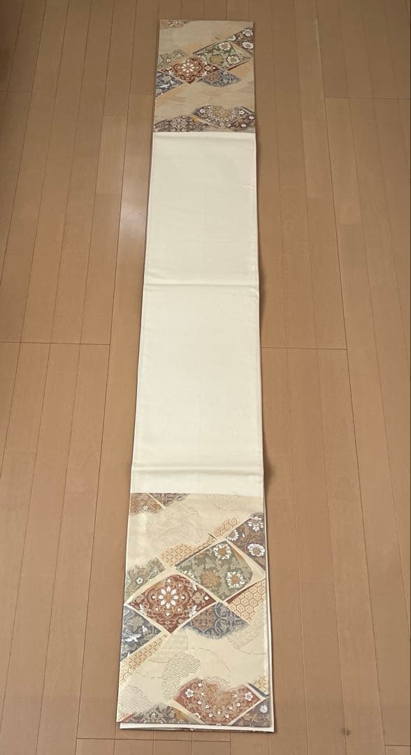 袋帯 三越誂製 正絹 色紙と雪輪 温かみのシャンパンゴールド 上品な煌めき 美品