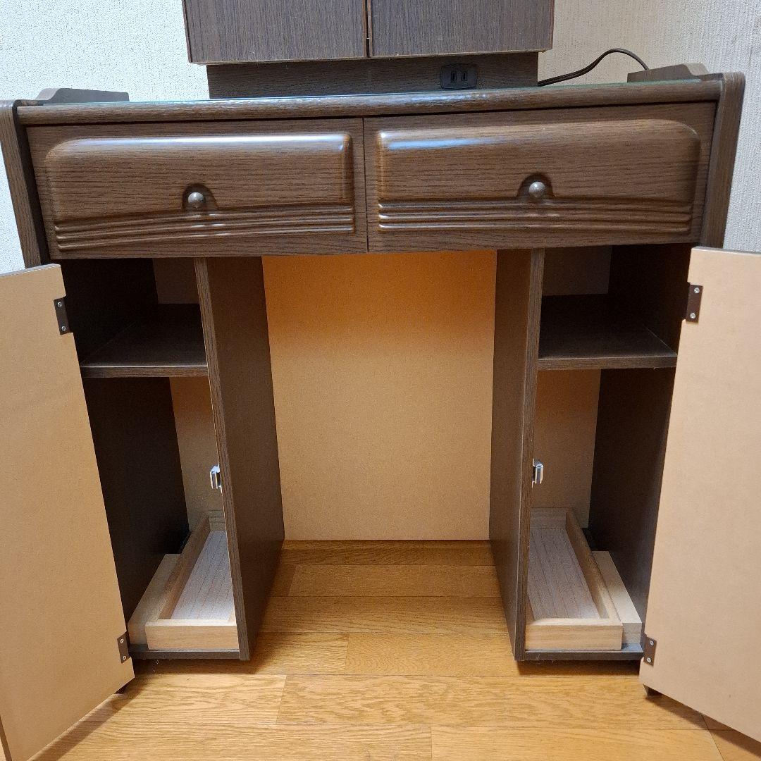 クラシックな三面鏡 ドレッサー　ブラウン　全体高さ149㎝