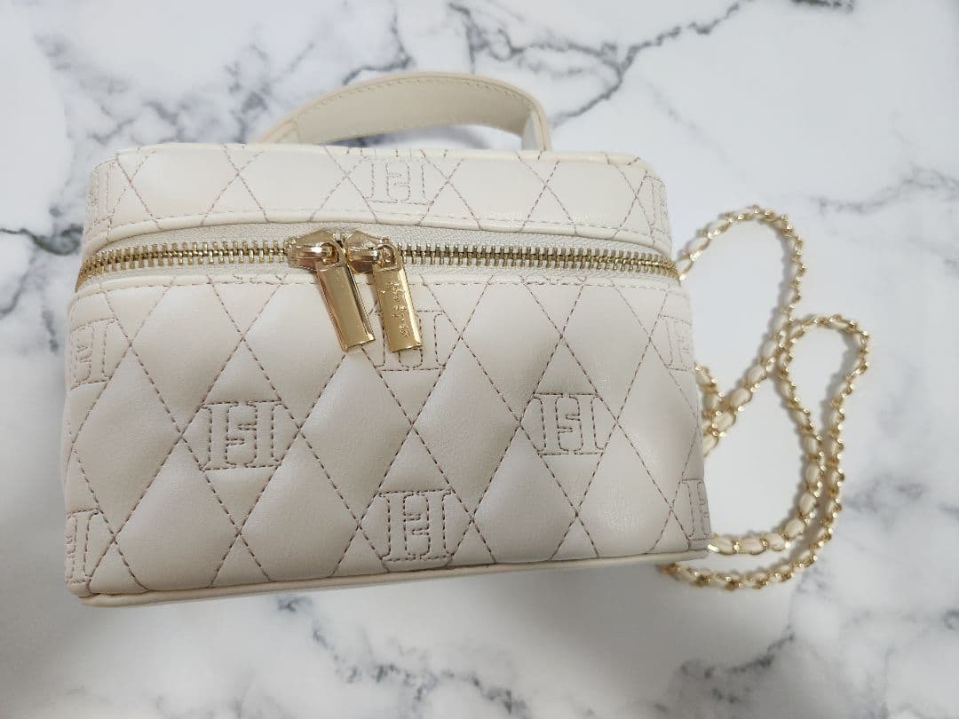 ★HANA★Monogram Quilted Vanity Bag