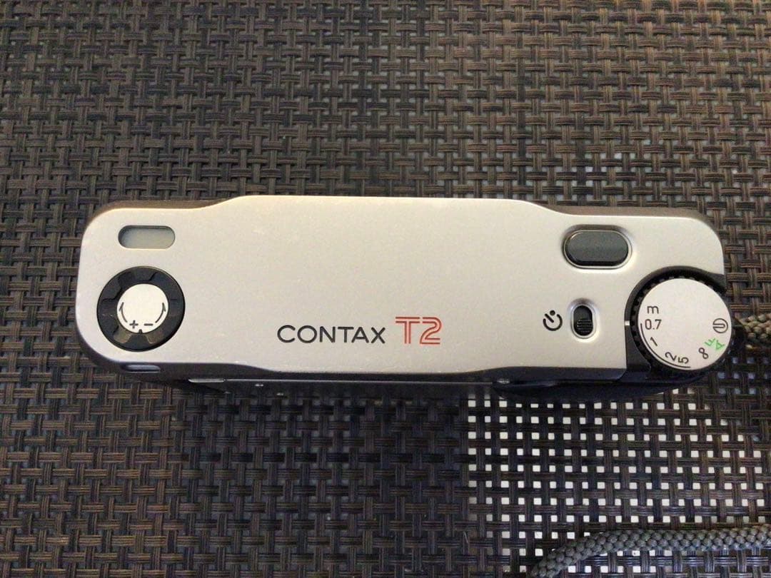 CONTAX T2 シルバー フィルムカメラ ケース付き