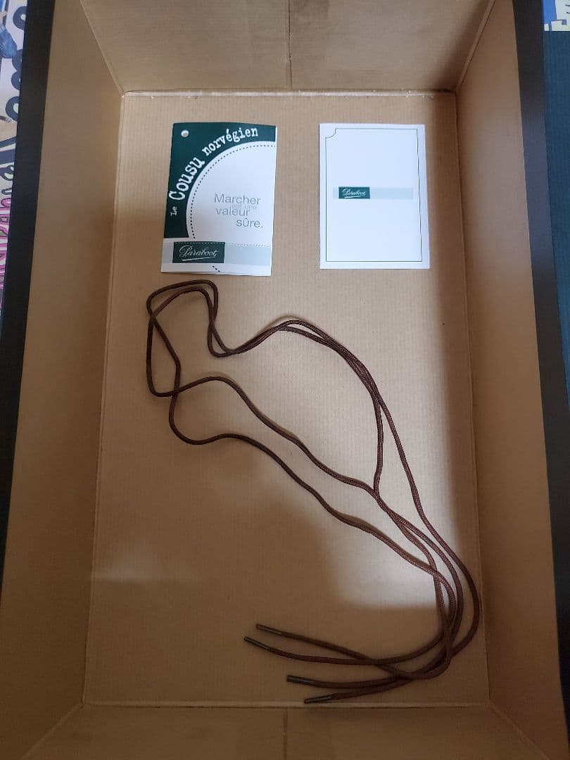 m*g様 バラブーツのシャンボード