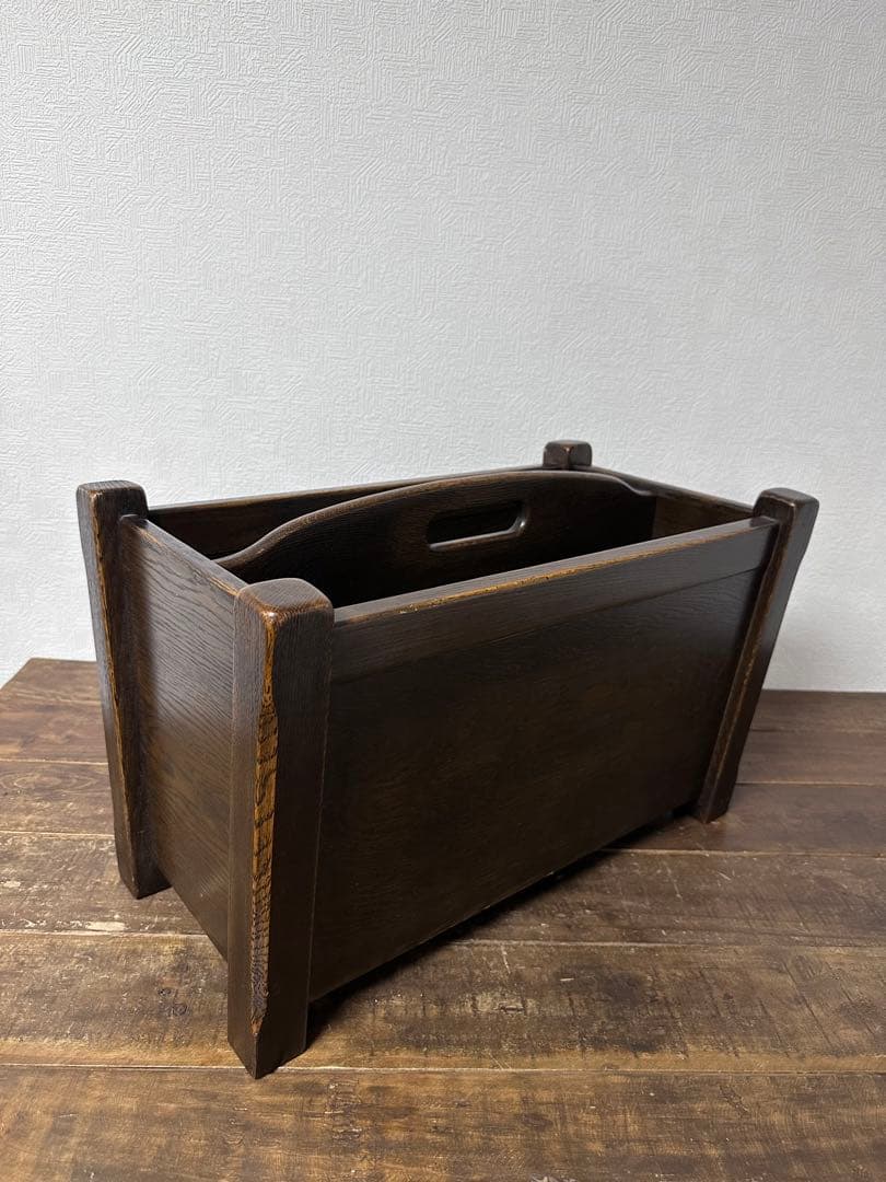 近藤工芸 / OAK Solid furniture 北海道旭川 マガジンラック