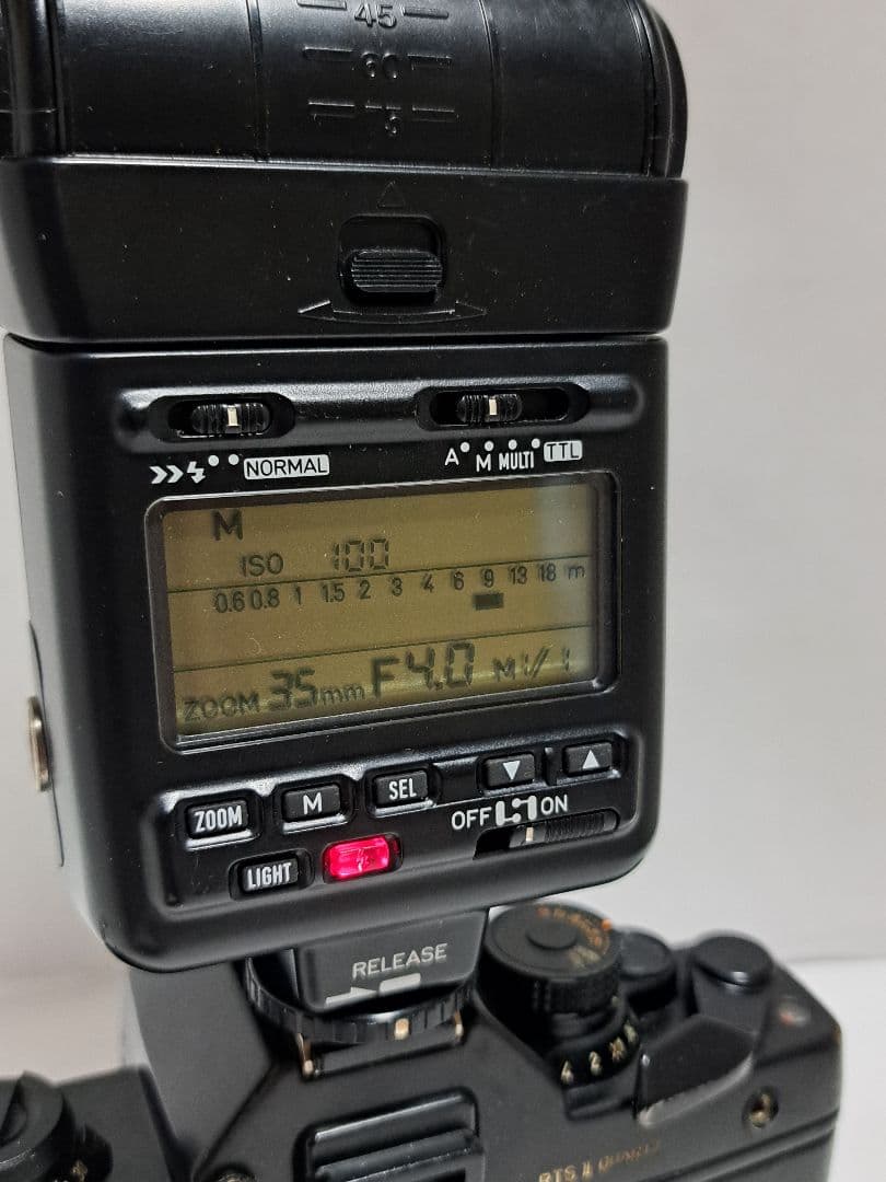 【お得セット】CONTAX RTS Ⅱ フィルム一眼レフカメラ TLA 360付