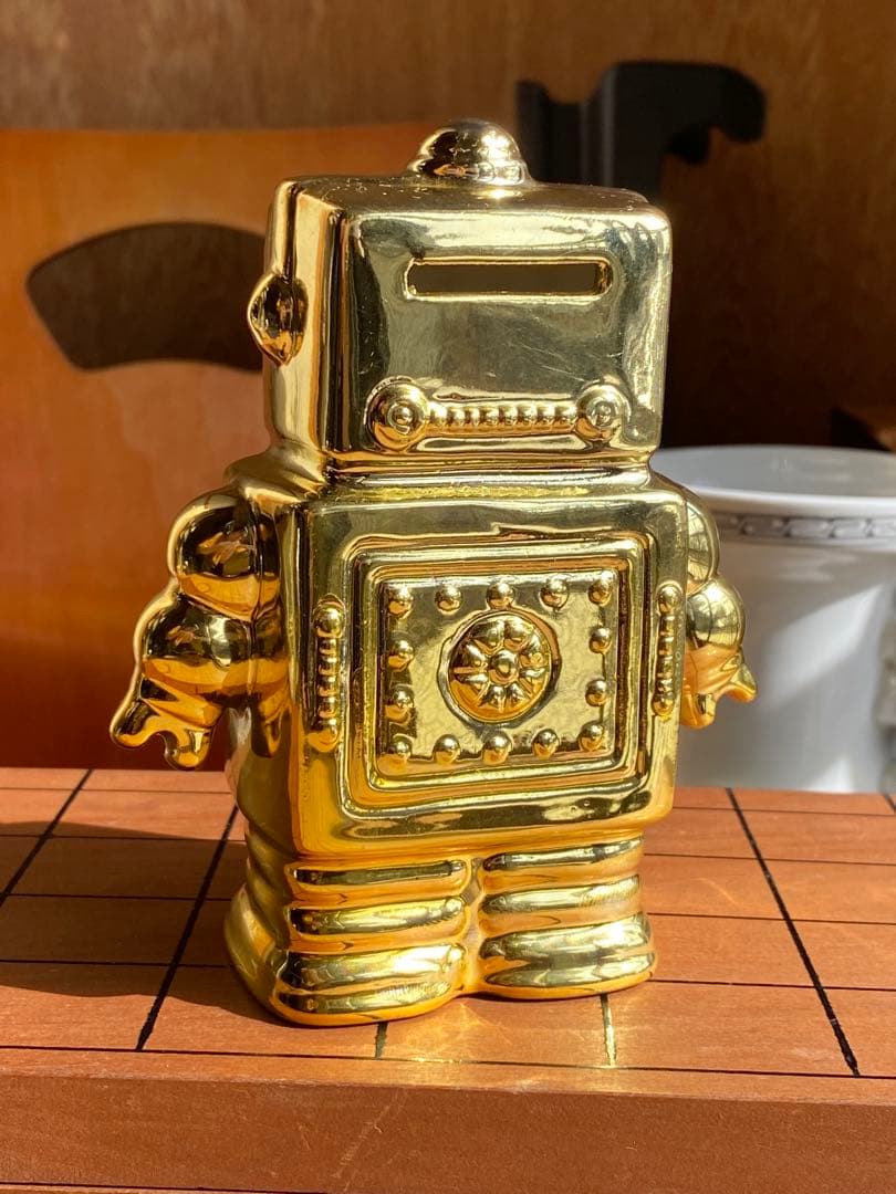 ゴールドロボット置物 貯金箱 レトロ フィギア フィギュア