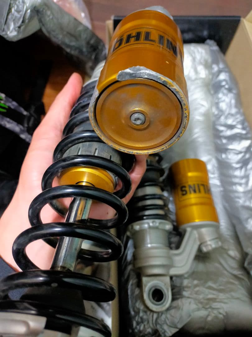 vmax1200 オーリンズリアショック