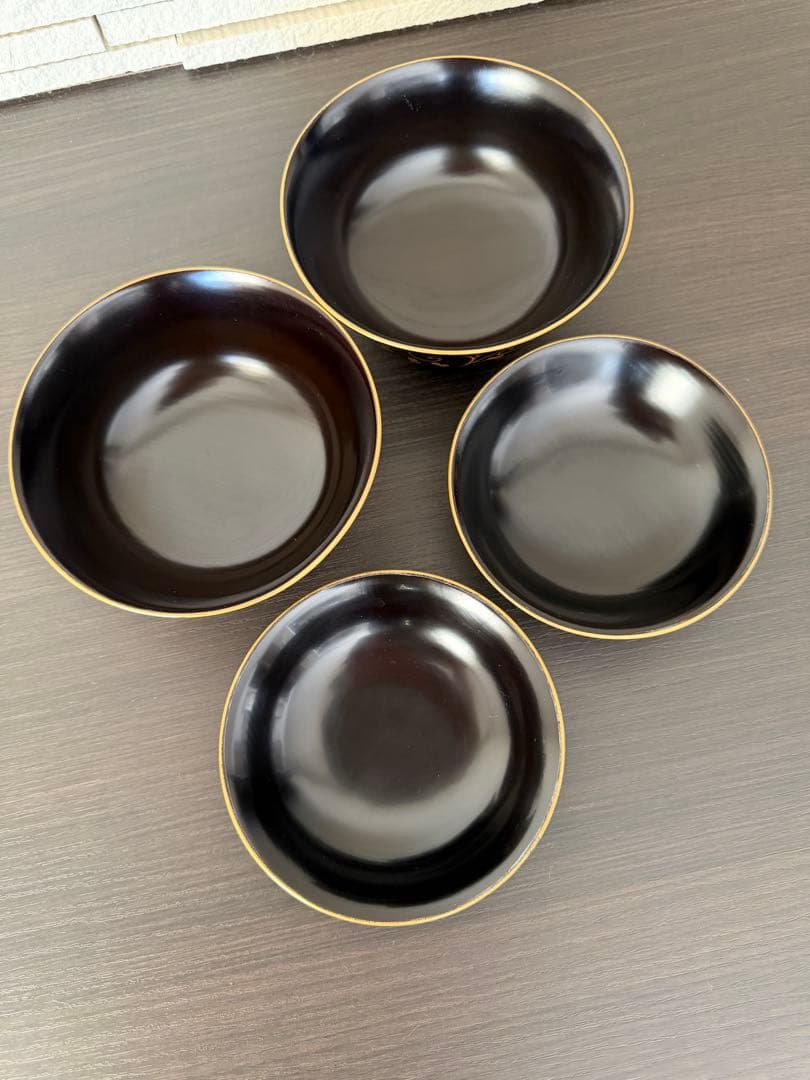 明治時代 モダンな蒔絵のお椀　二客