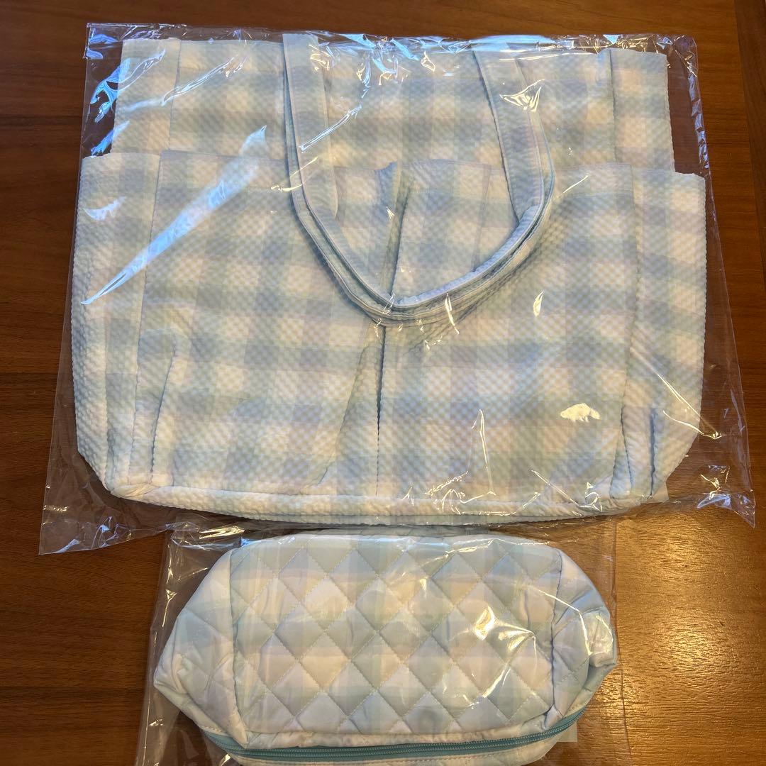 ちいかわベビー　マルチバッグ　マルチポーチ 育ててくれるんだって　ブルー