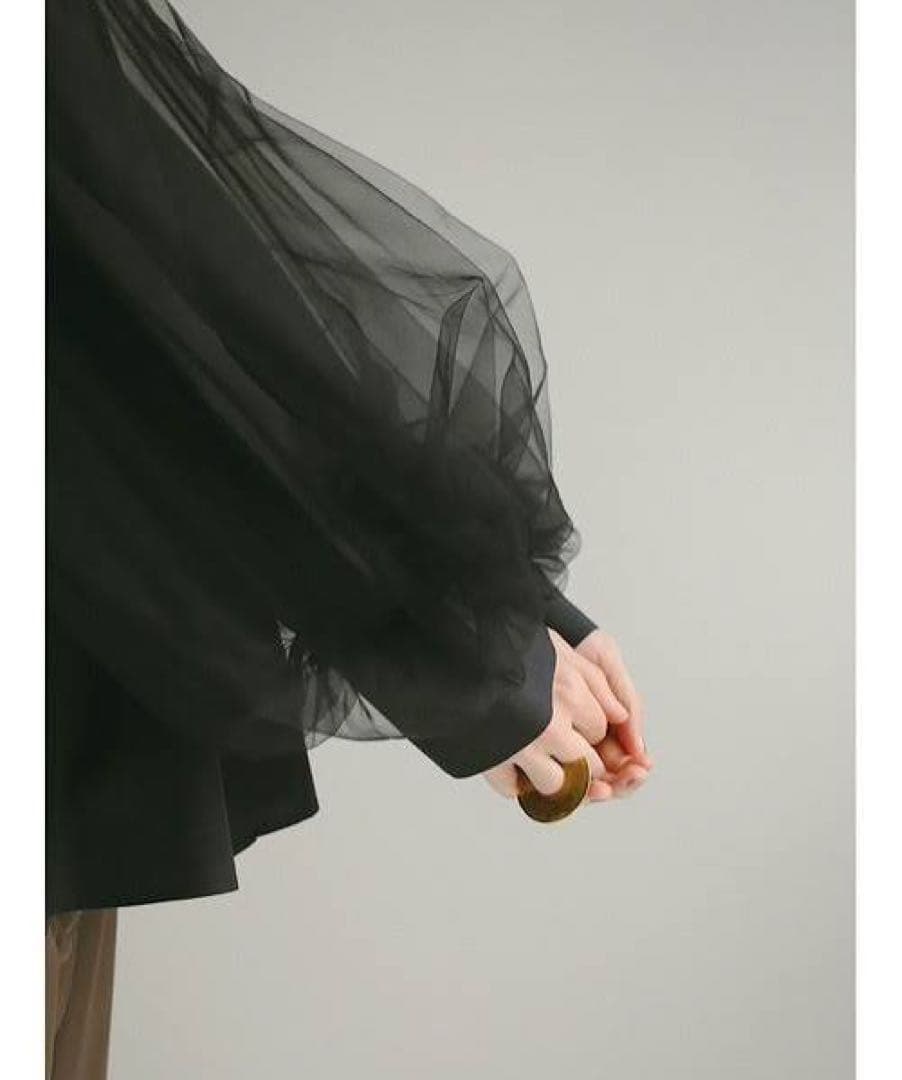 HER.（ハー） チュールドッキングブラウス