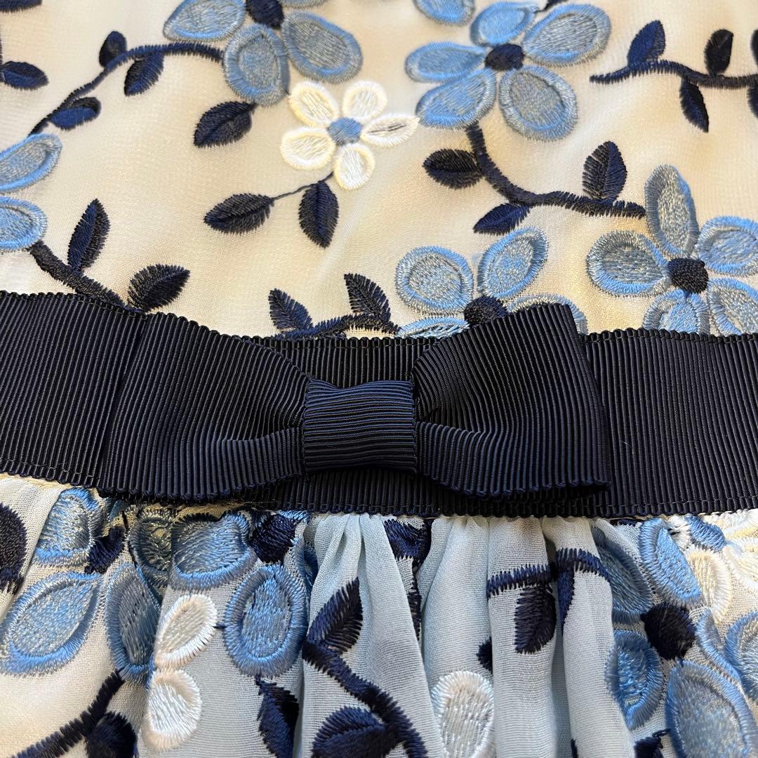 組曲　フォーマルドレス　ワンピース　花柄　刺繍　140