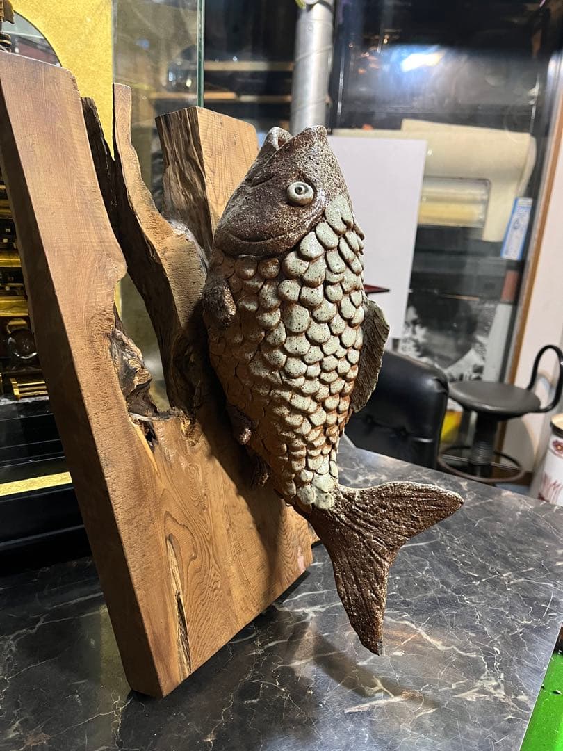 陶器魚の壁掛け、陶器壁掛け飾り、一輪挿し、陶器魚の置き物、一点物陶器魚
