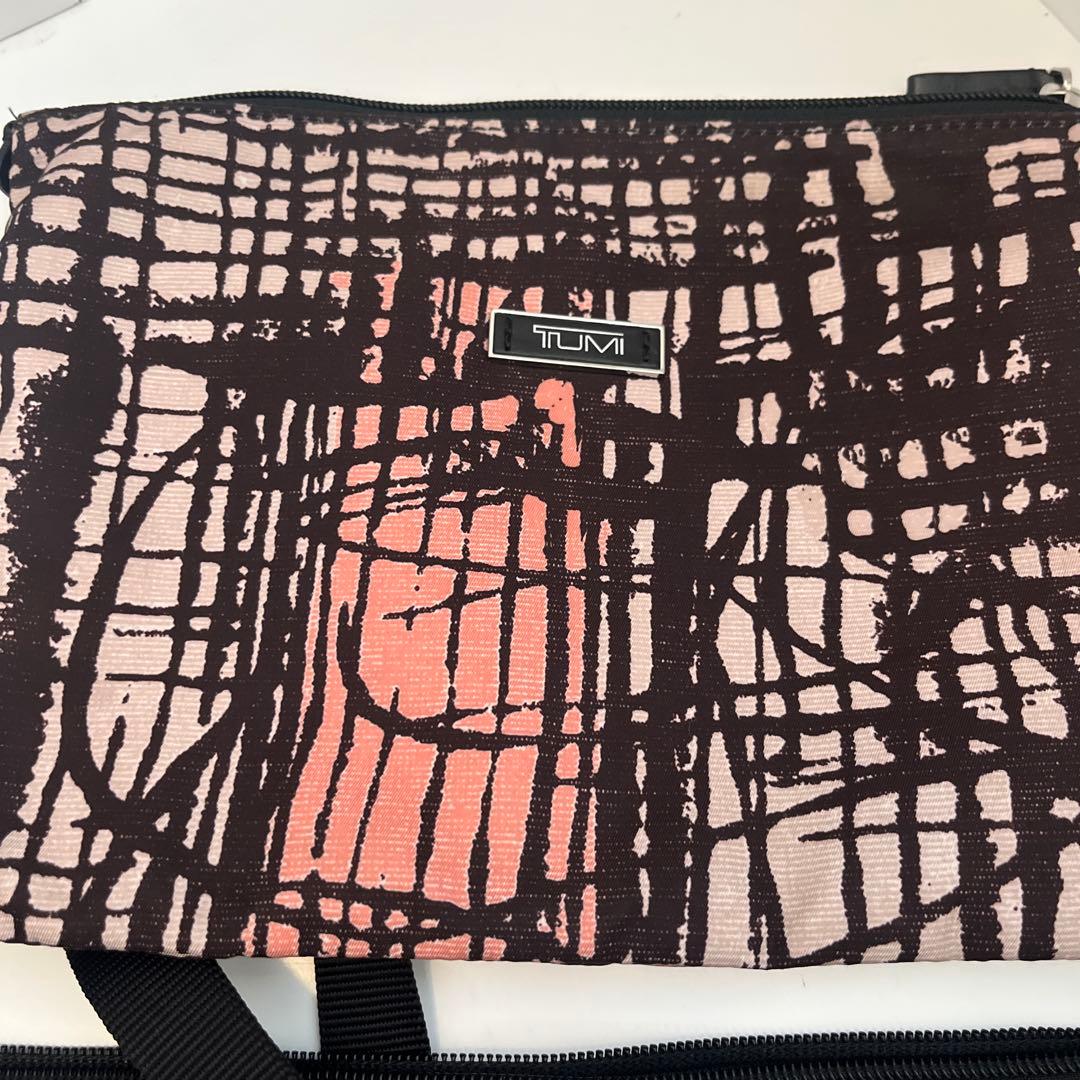 used・TUMI折畳みボストンバッグ・背にループ付き