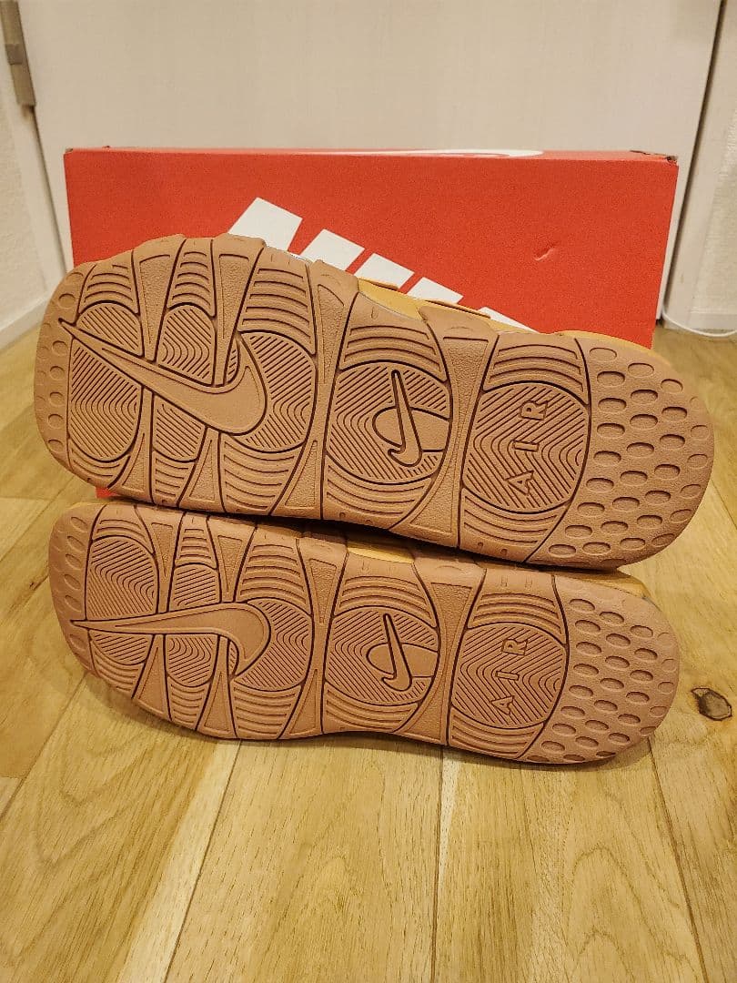 【送料込み】ナイキ エアモアアップテンポ スライド フラックス　29.0cm