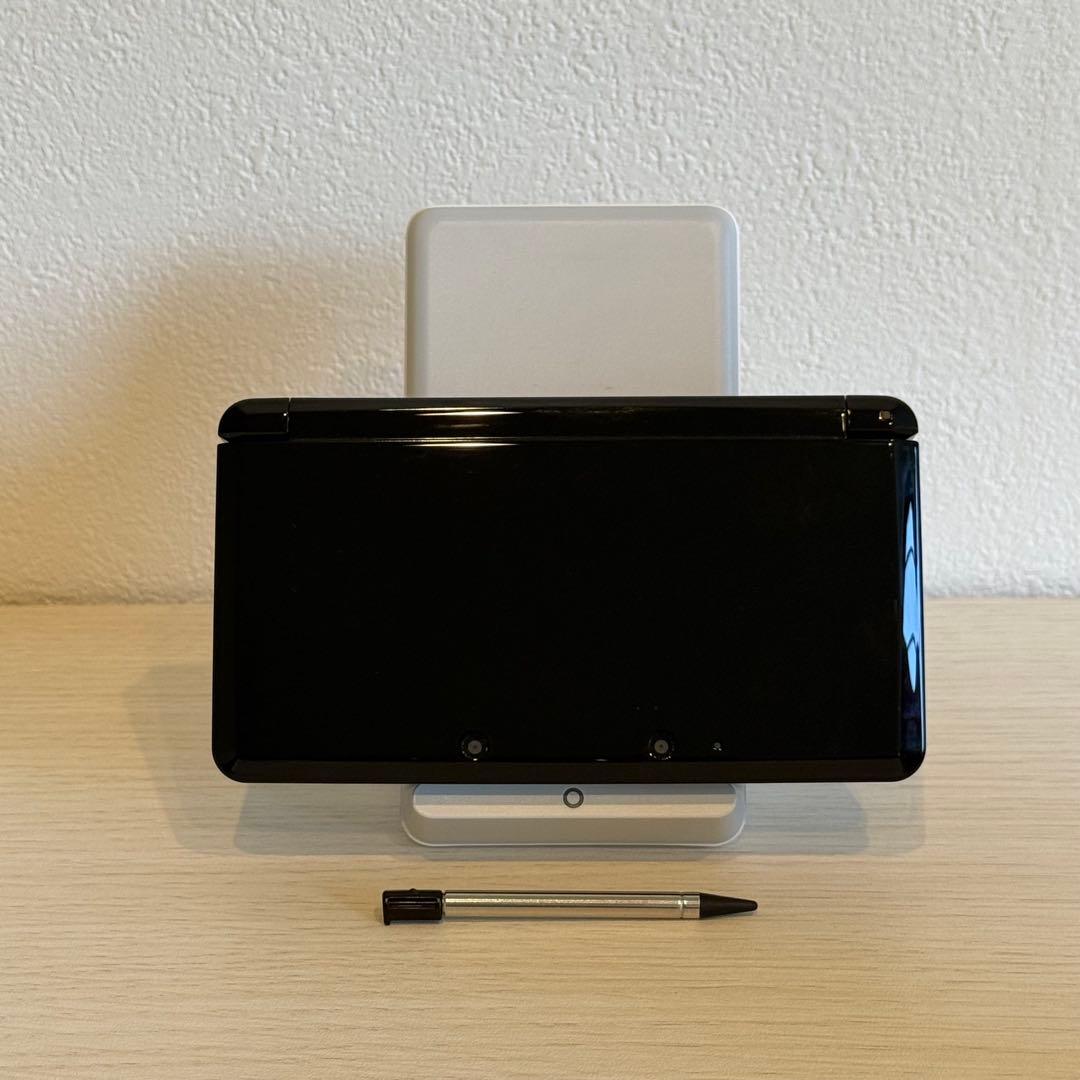 ニンテンドー3DS クリアブラック 箱付き 3-043