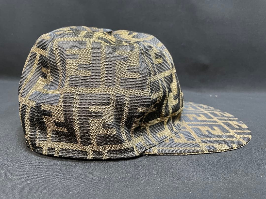 FENDI ズッカ柄　ロゴパターン キャップ　1401