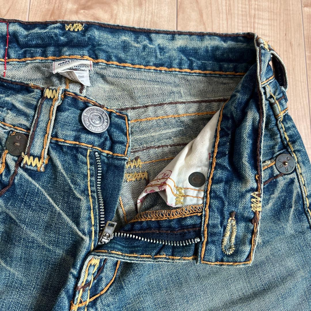 TRUERELIGION メンズ　デニムパンツ　ブーツカット　フレア