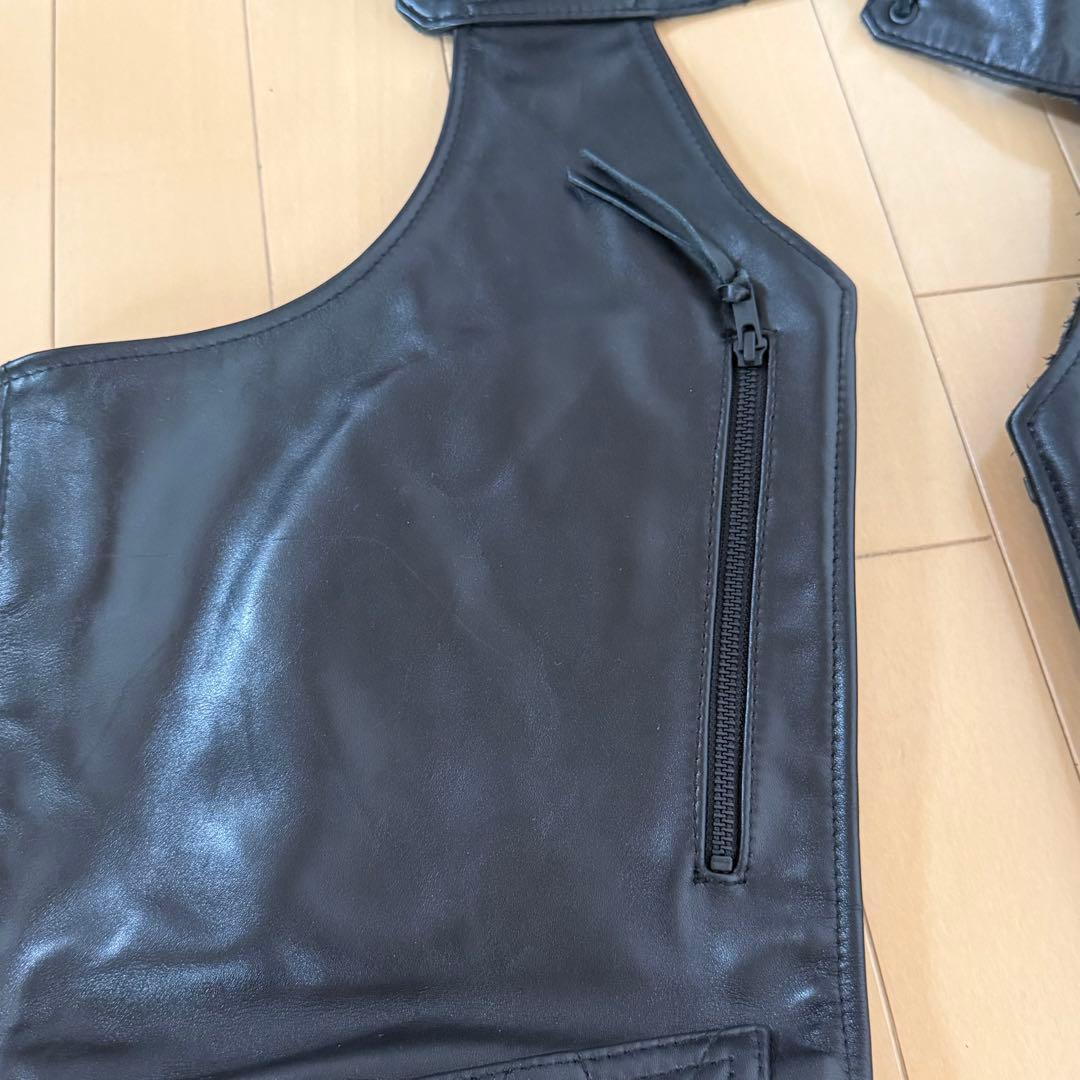 カドヤ KADOYAブラックレザーチャップス キルティング デザイン サイズ23