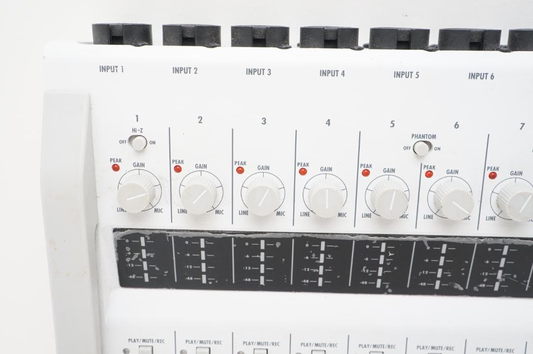 ＜訳あり動作品＞ZOOM R16 マルチトラックレコーダー