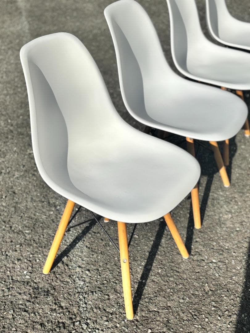 ☆引き取り限定☆ ダイニングチェア４脚 / シェルチェア / ホワイト
