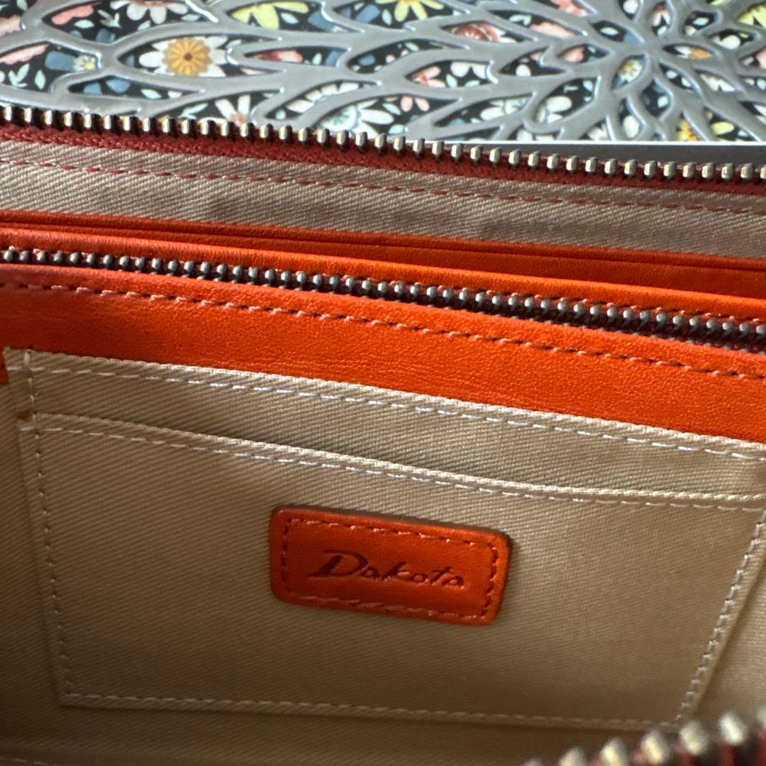 Dakota オレンジ 長財布 本革