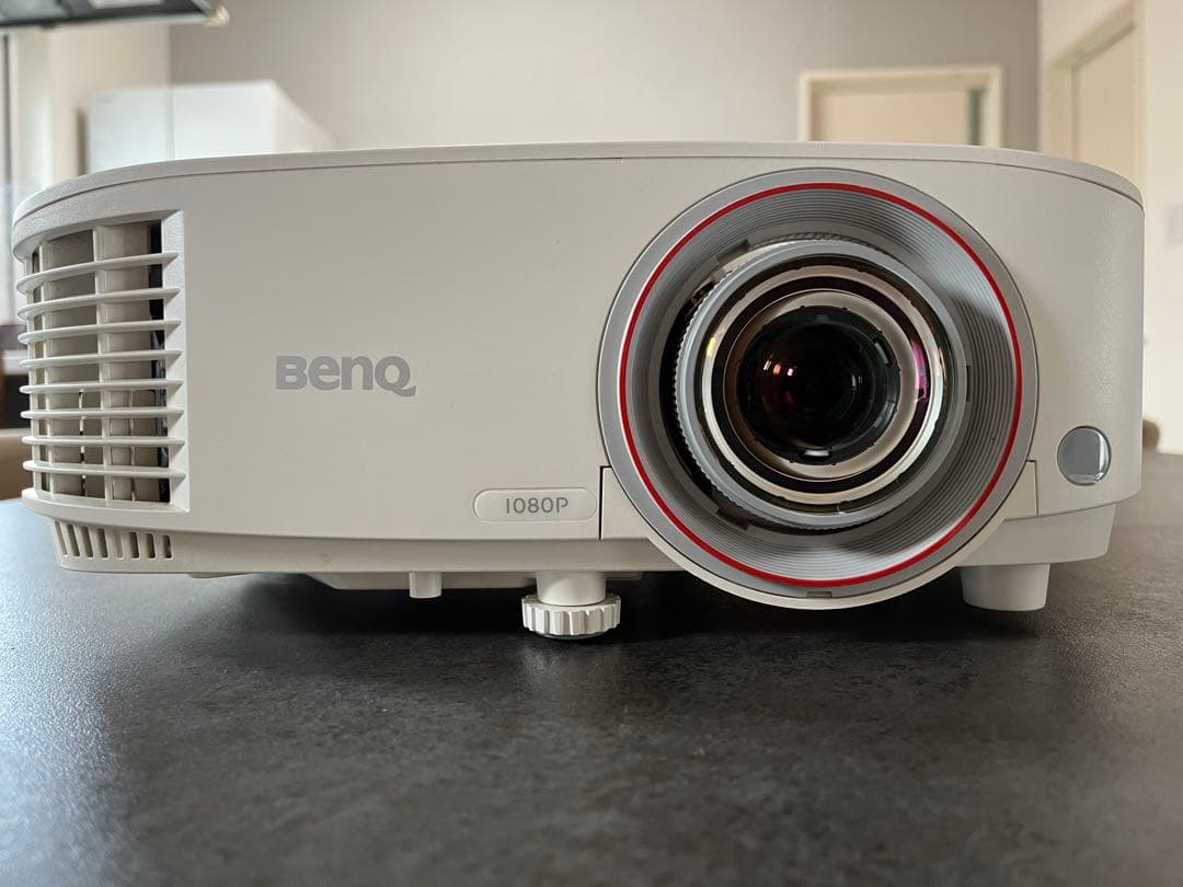 BenQ TH671ST プロジェクター 1080p ゲーミング対応 中古