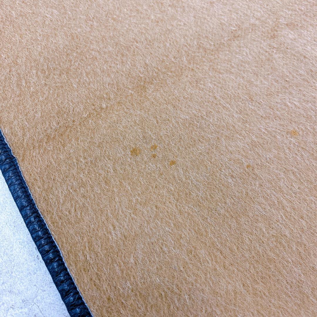 GUCCI ラグ／ブランケット風 マット 約148×140cm ダメージあり