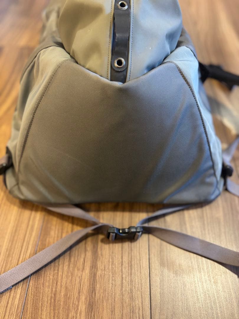 レア色！アークテリクス アロー22