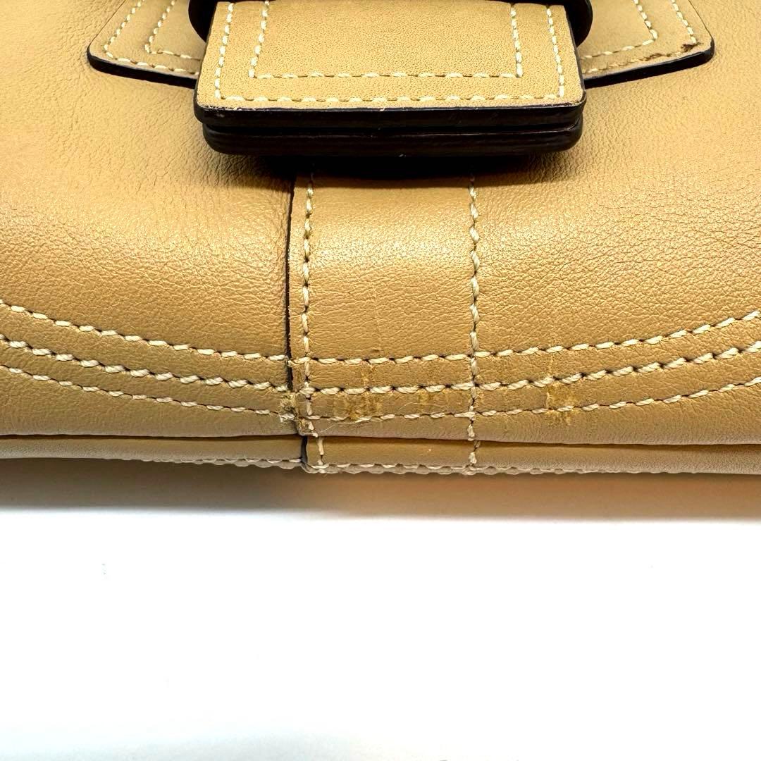 希少 コーチ アクセサリーポーチ ワンショルダー キャメル ソーホー チャーム付