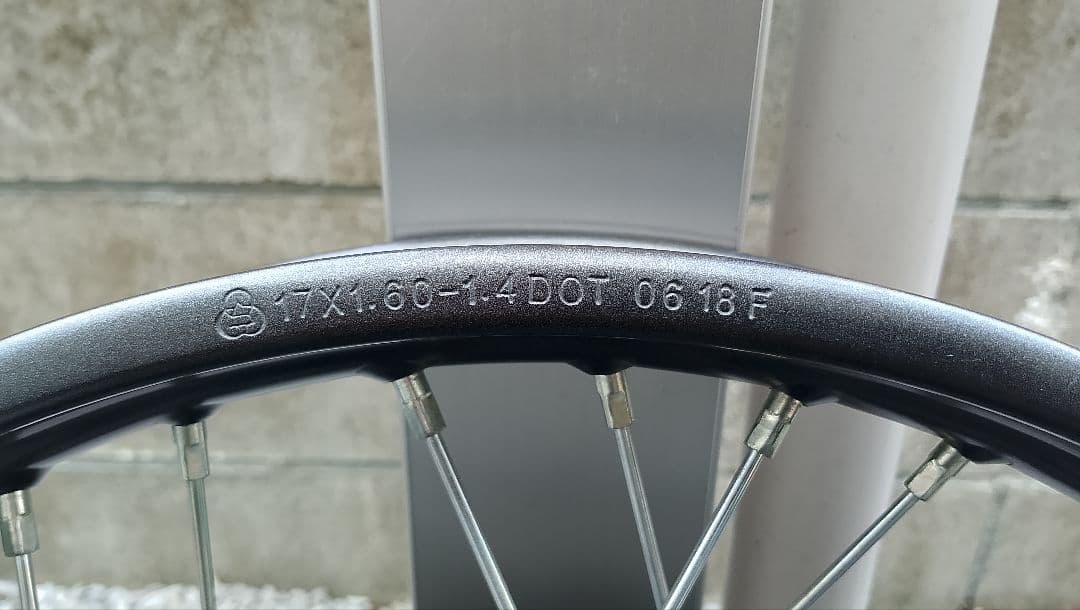 クロスカブ110（JA45）フロントホイール