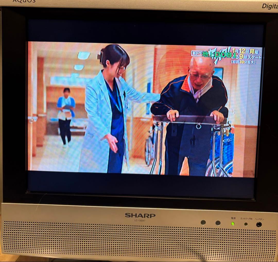 SHARP AQUOS LC-13SX7 他社DVDプレイヤーセット