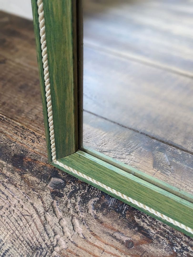 グリーンフレームの姿見　全身鏡　デザインミラー