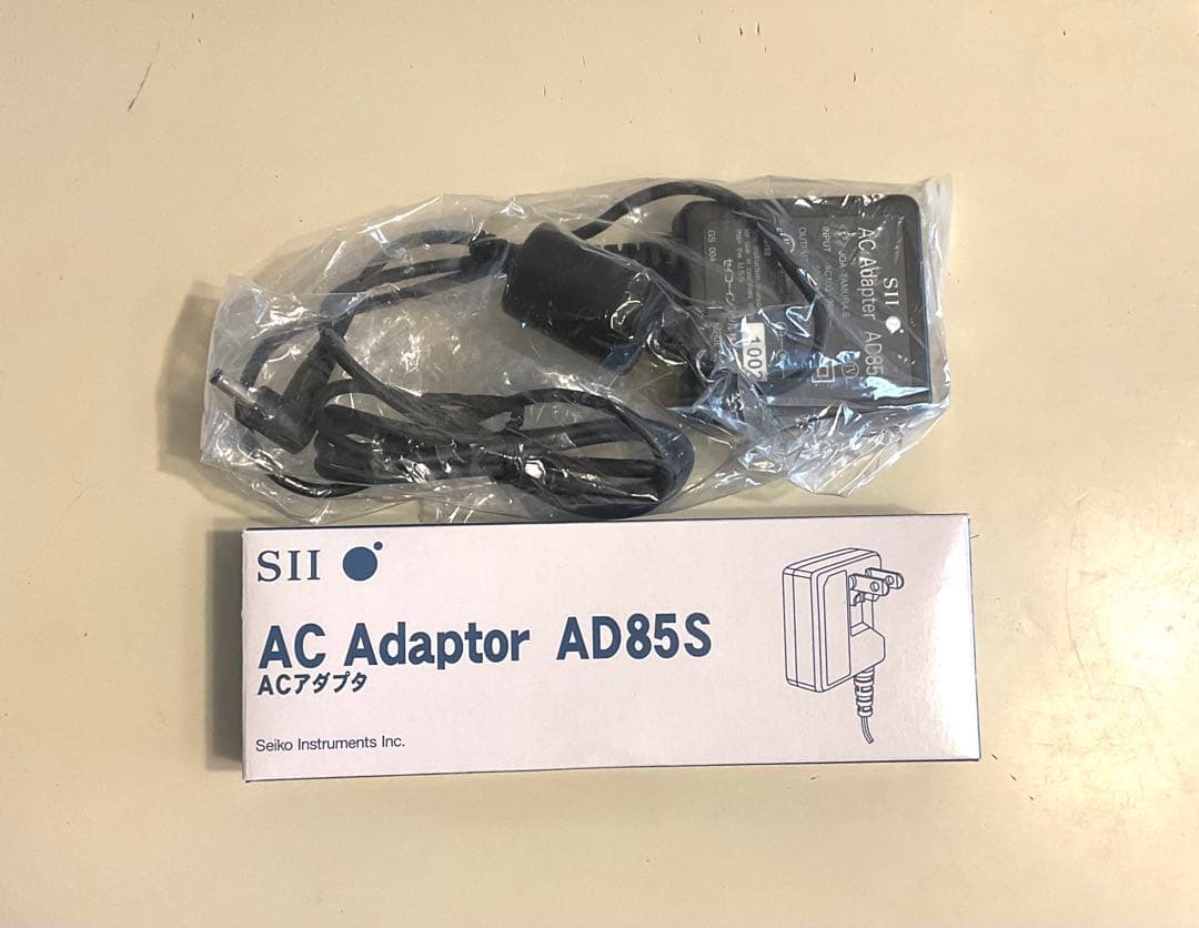 SII G10シリーズ SR-G10001 電子辞書、SILUCAカード2枚