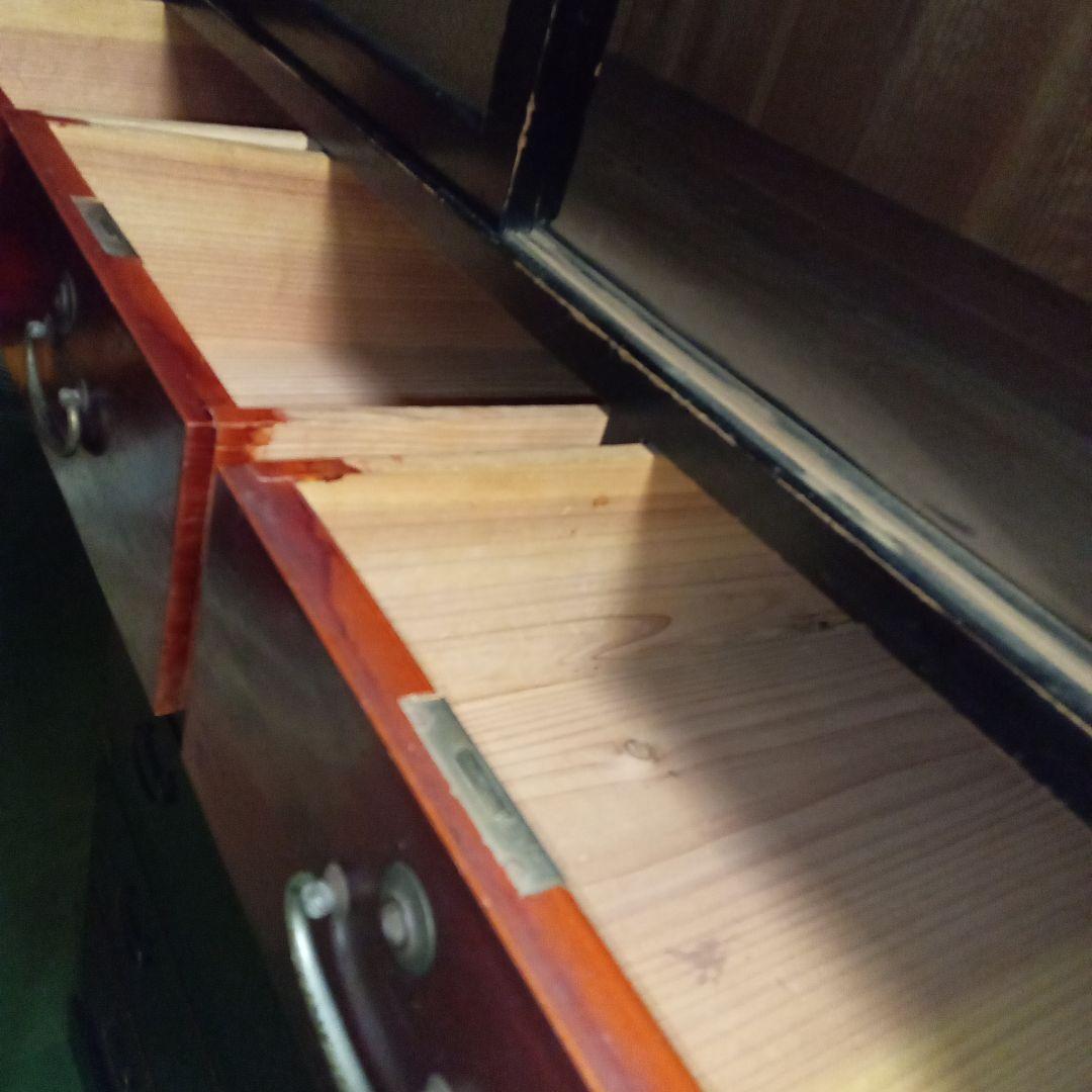 古箪笥　桐タンス　塗タンス　整理タンス　昔ガラス　三段タンス　アンティーク