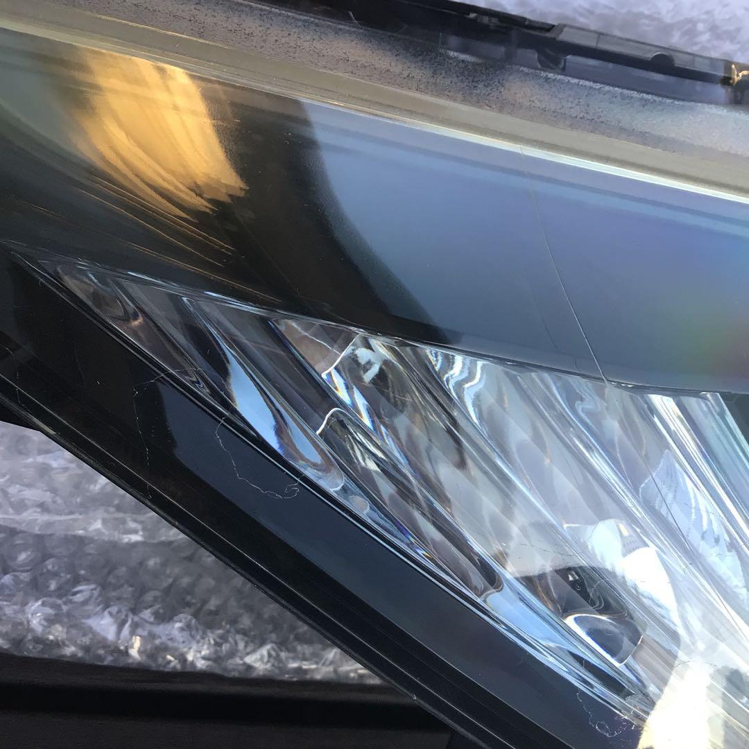 ヴェゼル　右　LED ヘッドライト