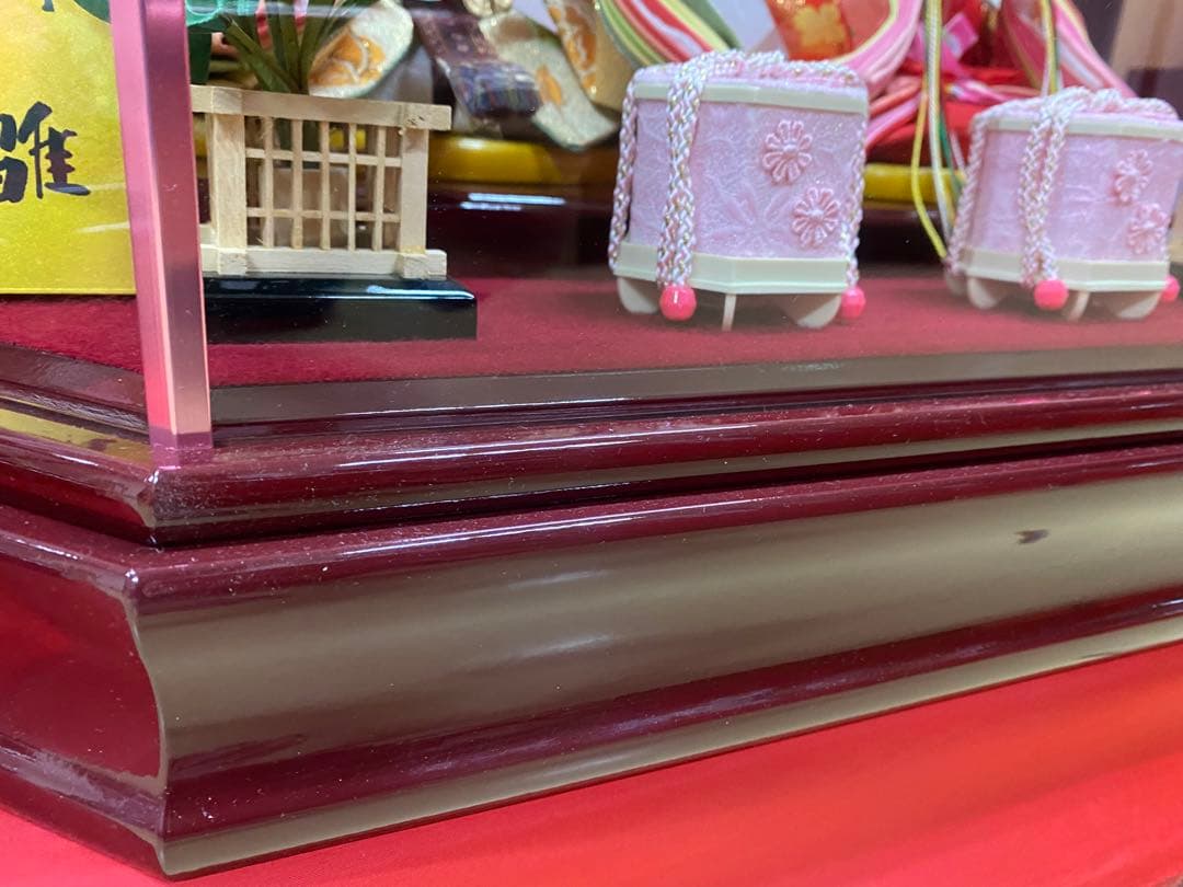 東京久月　雛人形オルゴール付き親王飾り・間口約５８×奥行約３６×高さ約３7㎝