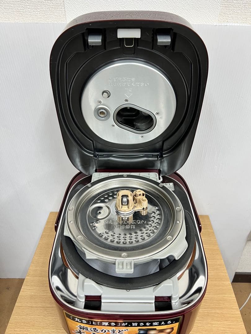 TOSHIBA 圧力IH炊飯器 RC-10VXK グランレッド 1.0L