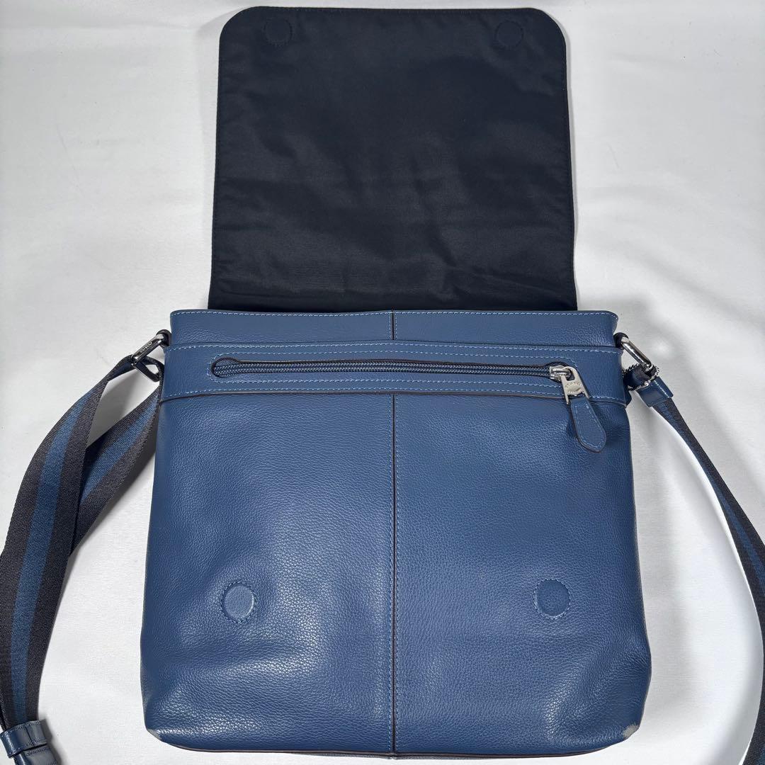 コーチ ショルダーバッグ メッセンジャーバッグ 斜め掛け レザー ブルー