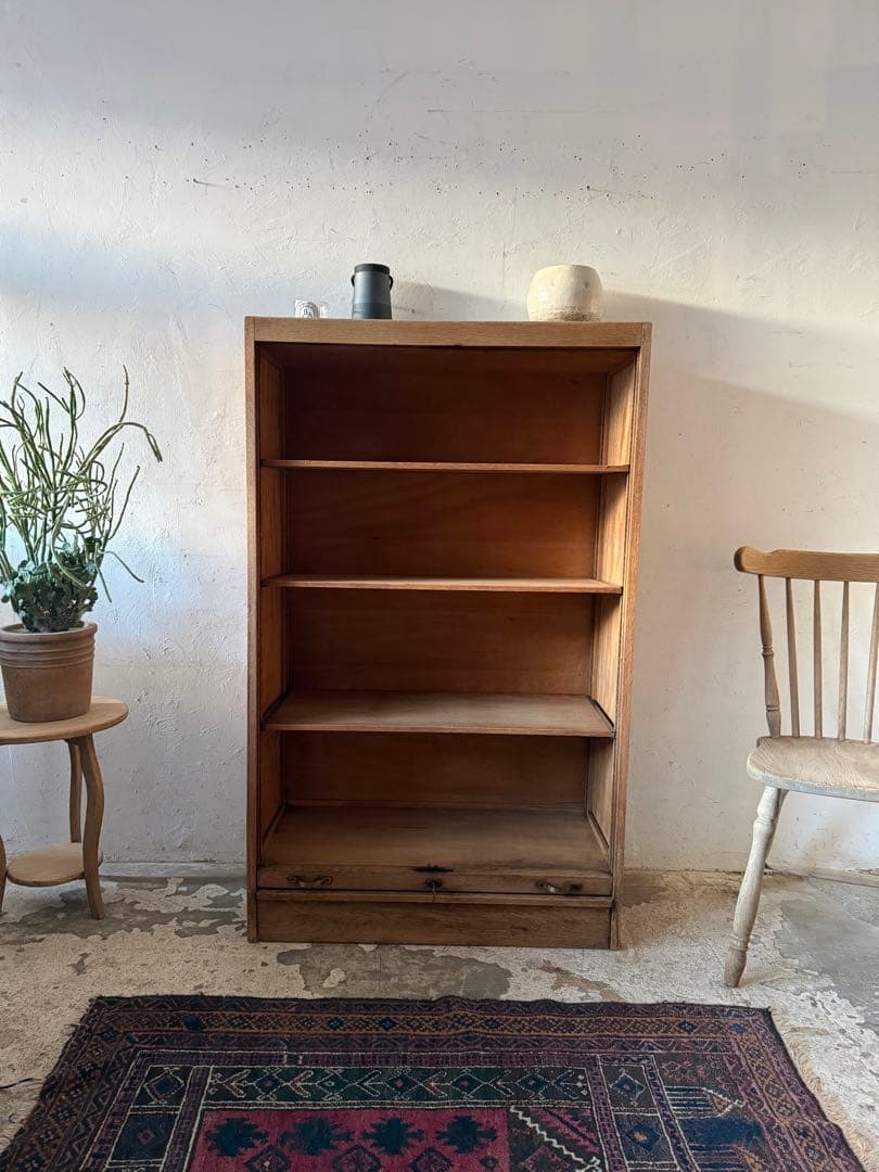ビンテージ シャッター収納キャビネット 本棚　食器棚　剥離