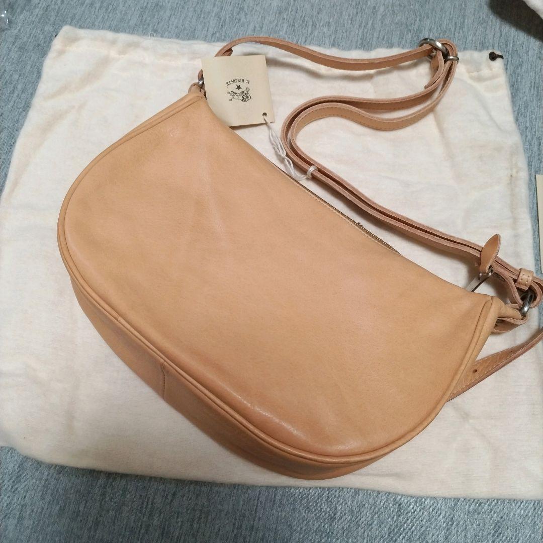 新品 イルビゾンテ 本革 レザー ショルダーバッグ カバン 三日月 ナチュラル