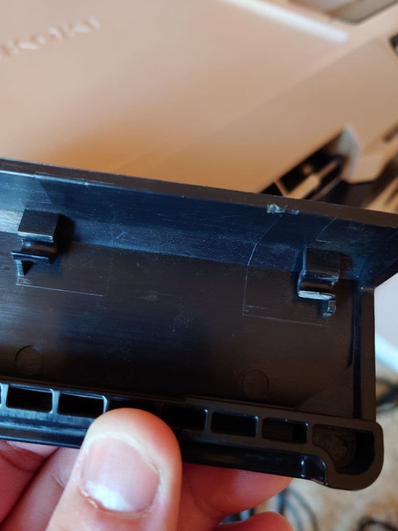 hikoki UL18DC 冷蔵庫　純正バッテリー2個付き　サンドベージュ