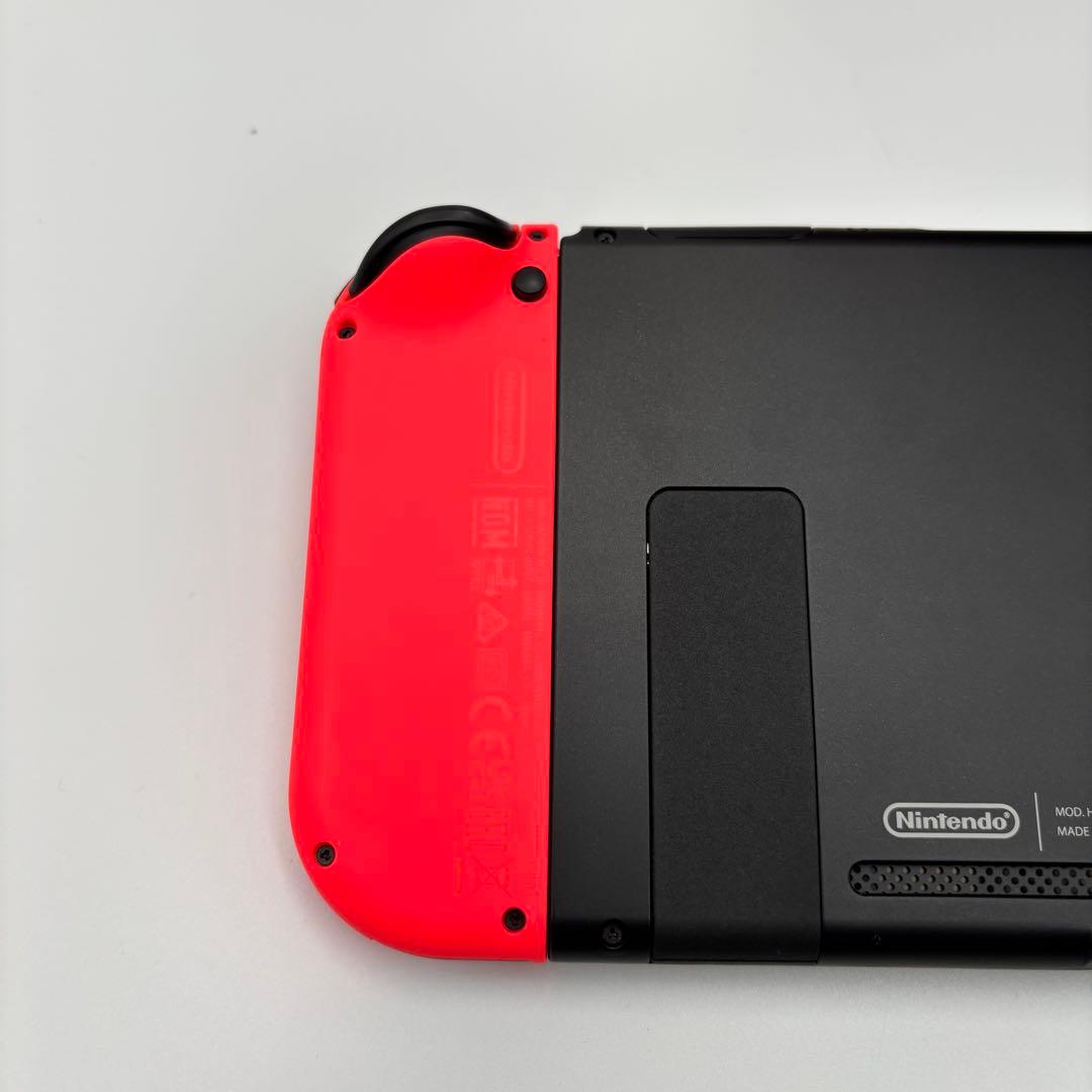 Nintendo Switch 本体 HORI ケース Joy-Con