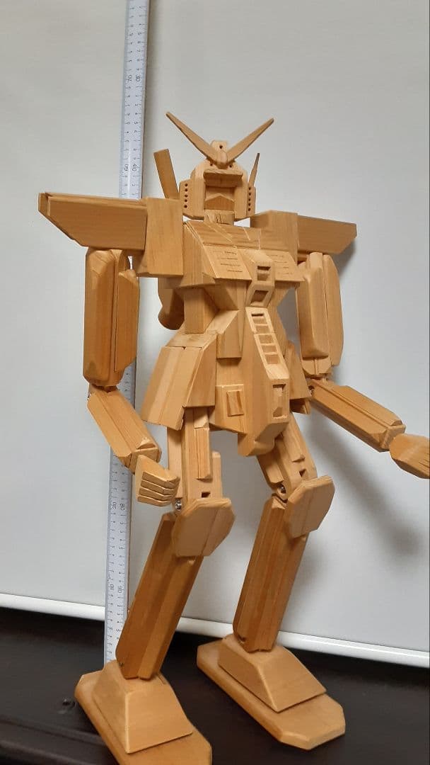 手作り木工・木製可動式ロボット(材料　ヒノキ材素地仕上げ)