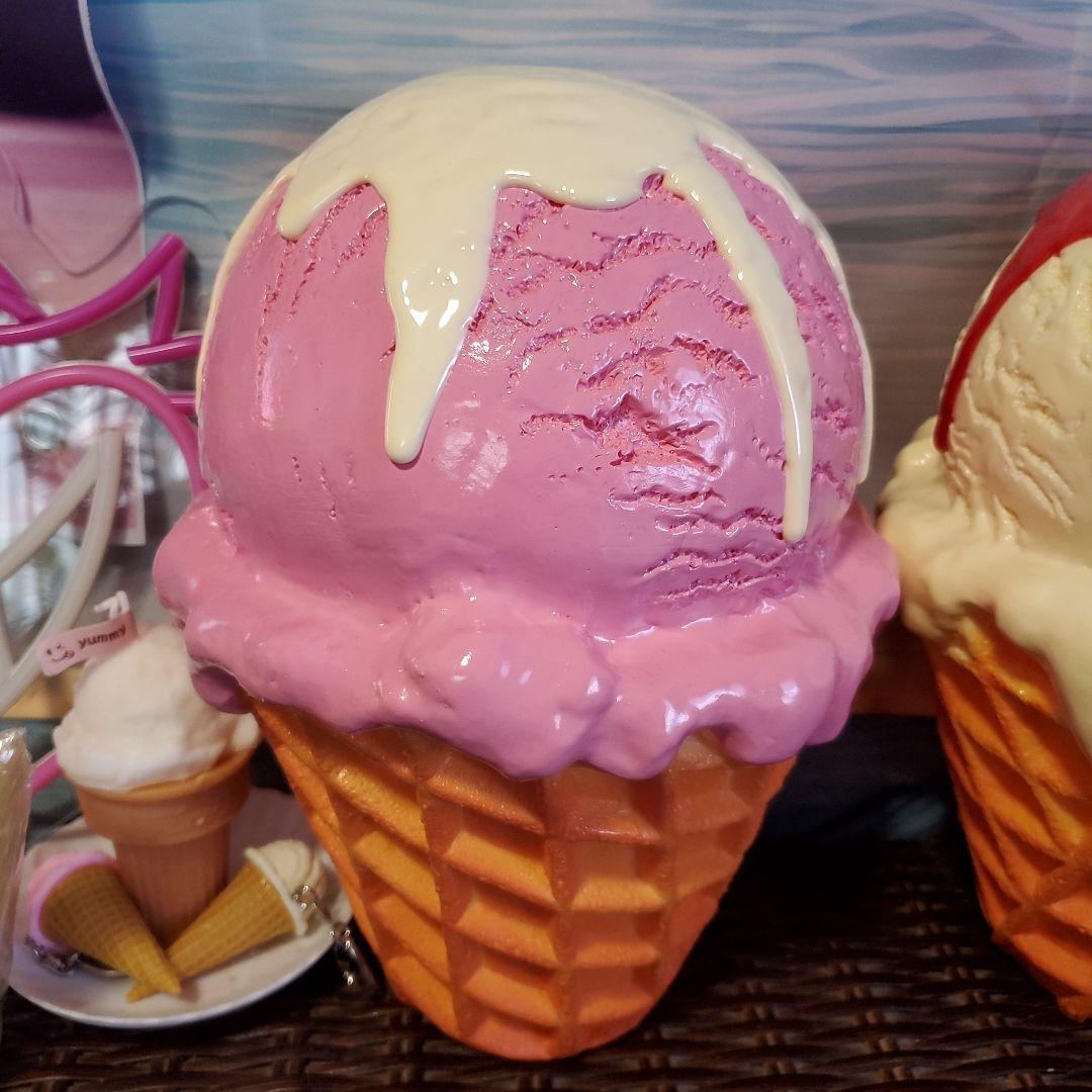リアルアイスクリーム装飾品（ピンク・ホワイト・ブラウン）貯金箱３セット
