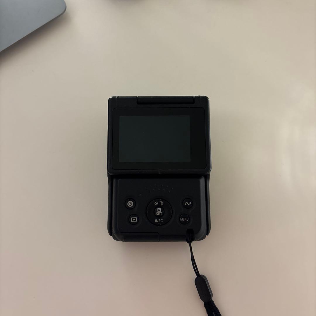 ビデオカメラ CANON power shot V10